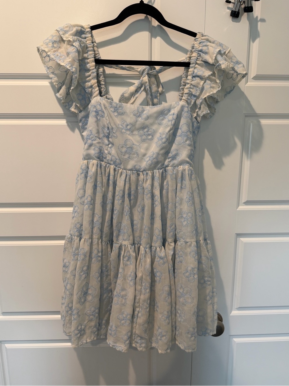Mable Embroidered Tiered Mini Dress Oversized Flutter Sleeve Open Back Medium